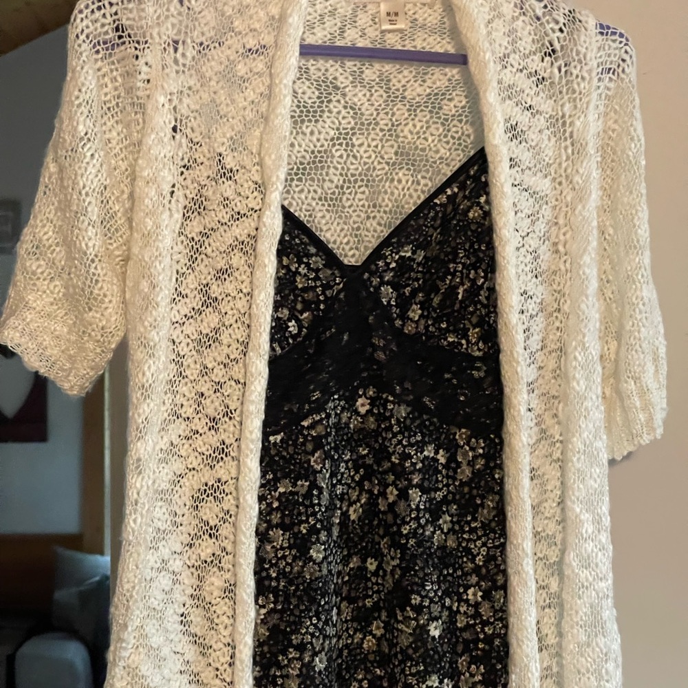 Beautiful sweater cardigan with tank sz M